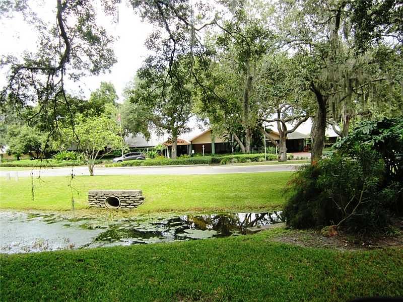 2nd image of 10529 Springwood Dr