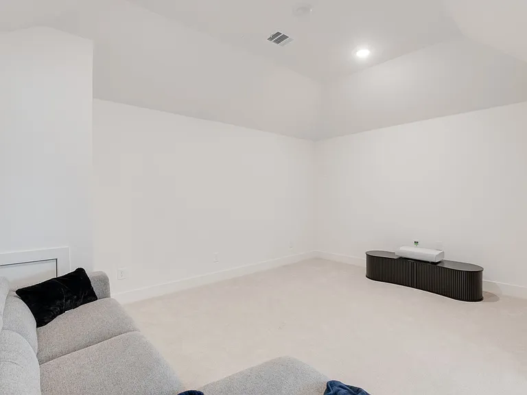 3109 Summer Rain Ln — Photo 34