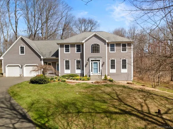 100 Walnut Tree Lane, Guilford, CT 06437