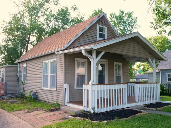 3021 S 11th St, Lincoln, NE 68502
