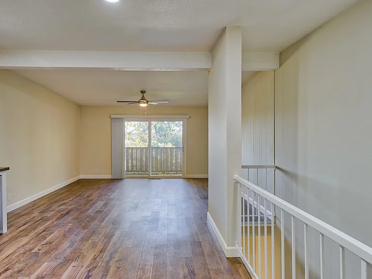 Madera Valley Apartments — Photo 29