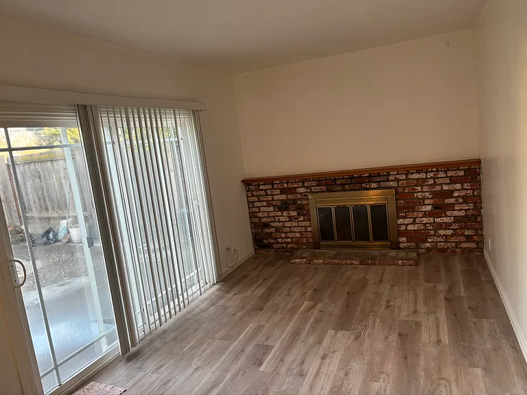 1582 Ardenwood Dr — Photo 7