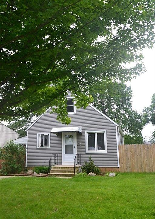 1st image of 2907 Grantwood Dr