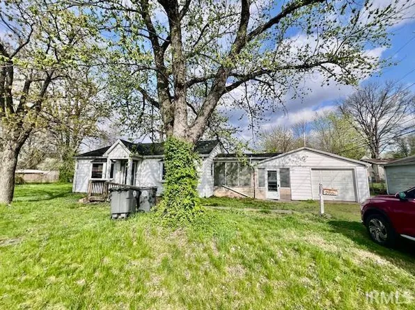 2300 S Weinbach Ave, Evansville, IN 47714