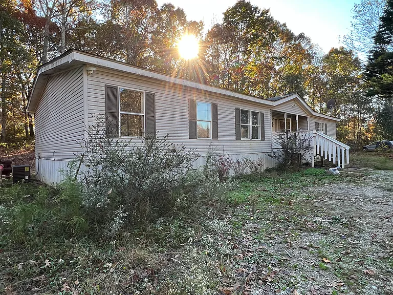3901 Coker Rd — Photo 3