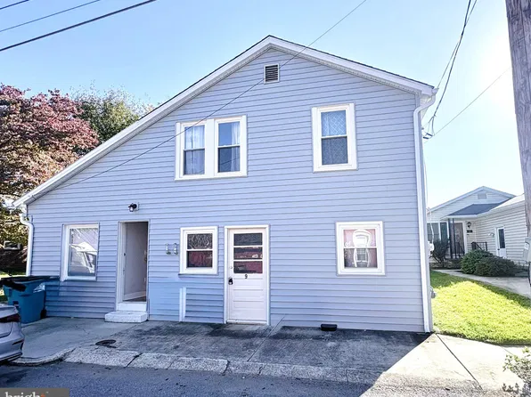 9 E Poplar St, Funkstown, MD 21734