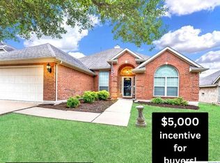 233 Pecanwood S, Kyle, TX 78640