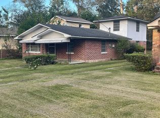 709 Church St, Claxton, GA 30417