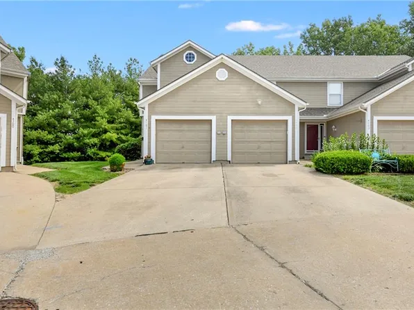 4701 Haden Ct, Kansas City, MO 64136