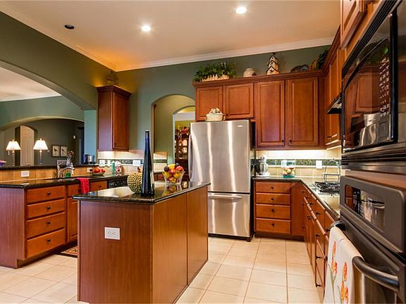 4th image of 2103 Barton Creek Dr