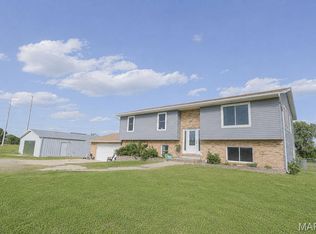 806 S 7th St, East Carondelet, IL 62240