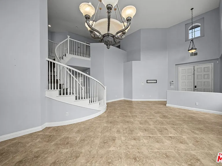 28760 Bridger Ct — Photo 7