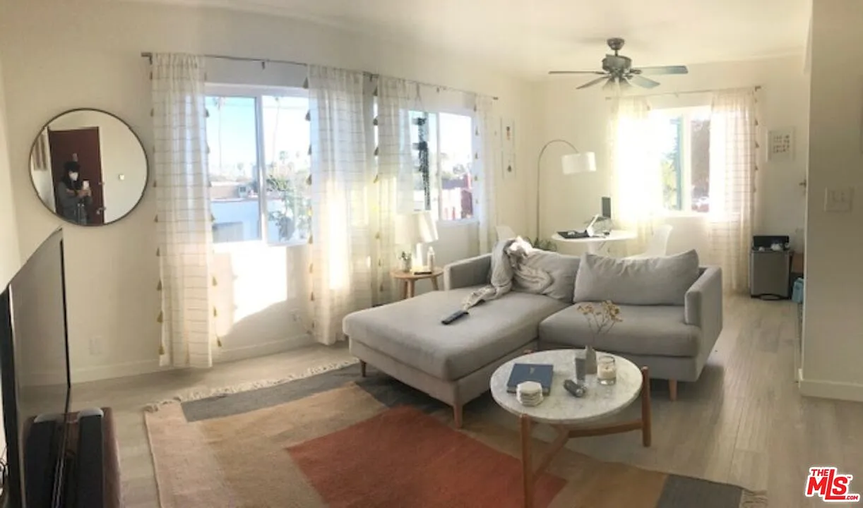 2 bed, 1.0 bath, $3,550 — Photo 1