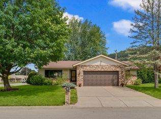 3205 E Fairchild St, La Crosse, WI 54601