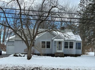 767 Peter Rd, Schenectady, NY 12303