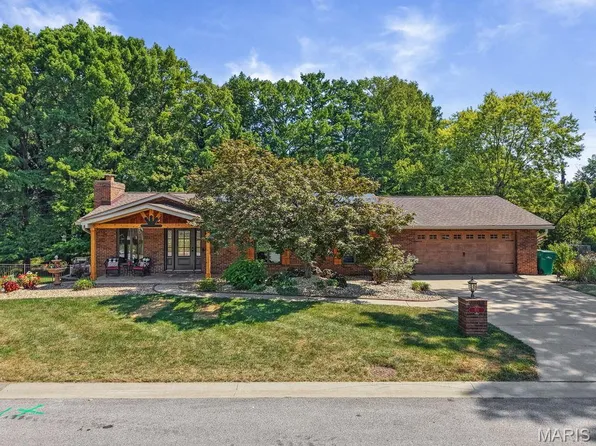 511 Rebecca Dr, O Fallon, IL 62269