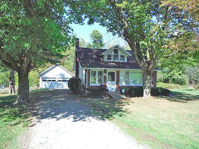 1st image of 903 Forest Dr