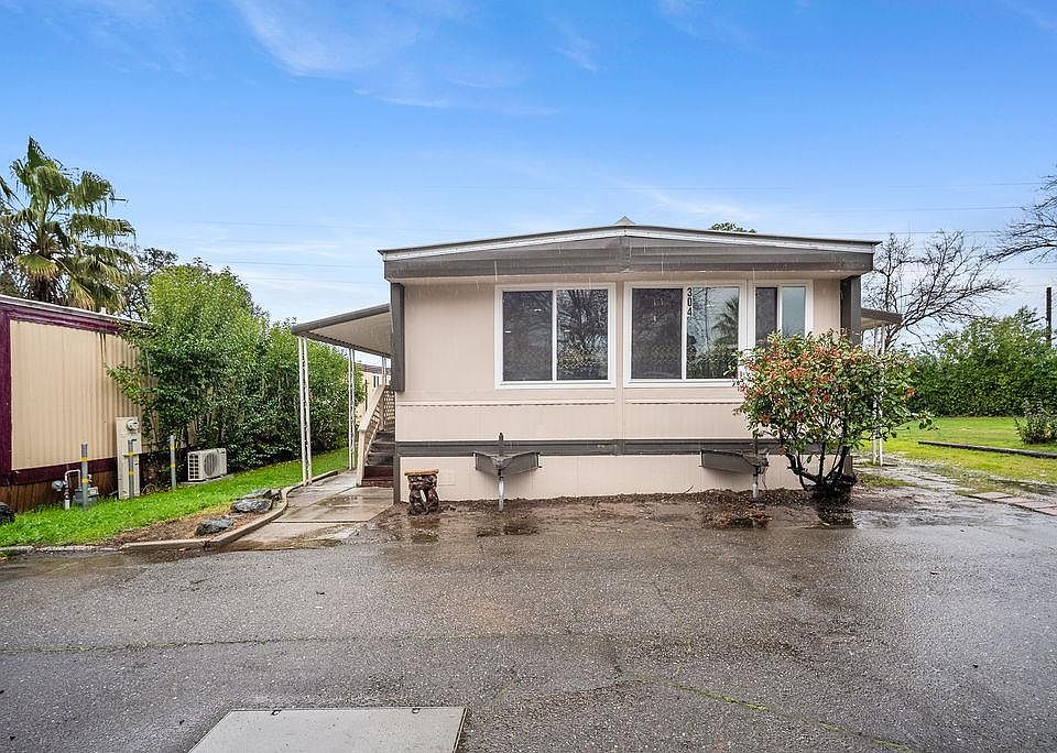 1st image of 3415 Oro Dam Blvd E #304