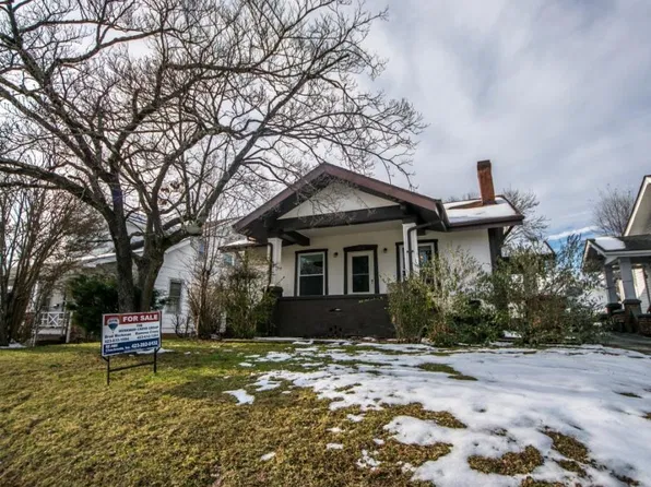1413 E Unaka Ave, Johnson City, TN 37601
