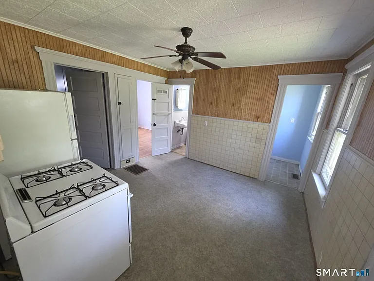 152 Chestnut Ave #1 — Photo 9