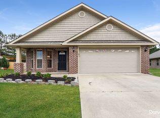 413 Marsh Cir, Calera, AL 35040