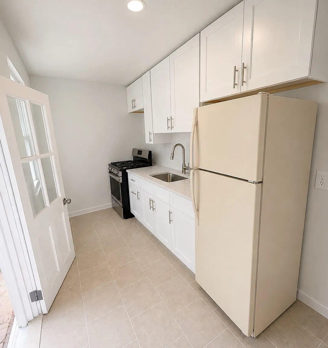 1 bed, $1,250 — Photo 2
