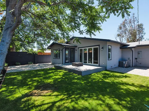 7518 Oak Park Ave, Van Nuys, CA 91406