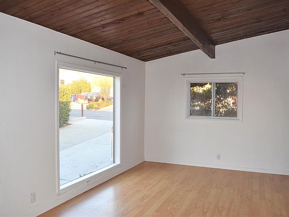 4th image of 267-69 Barbara Ave #1
