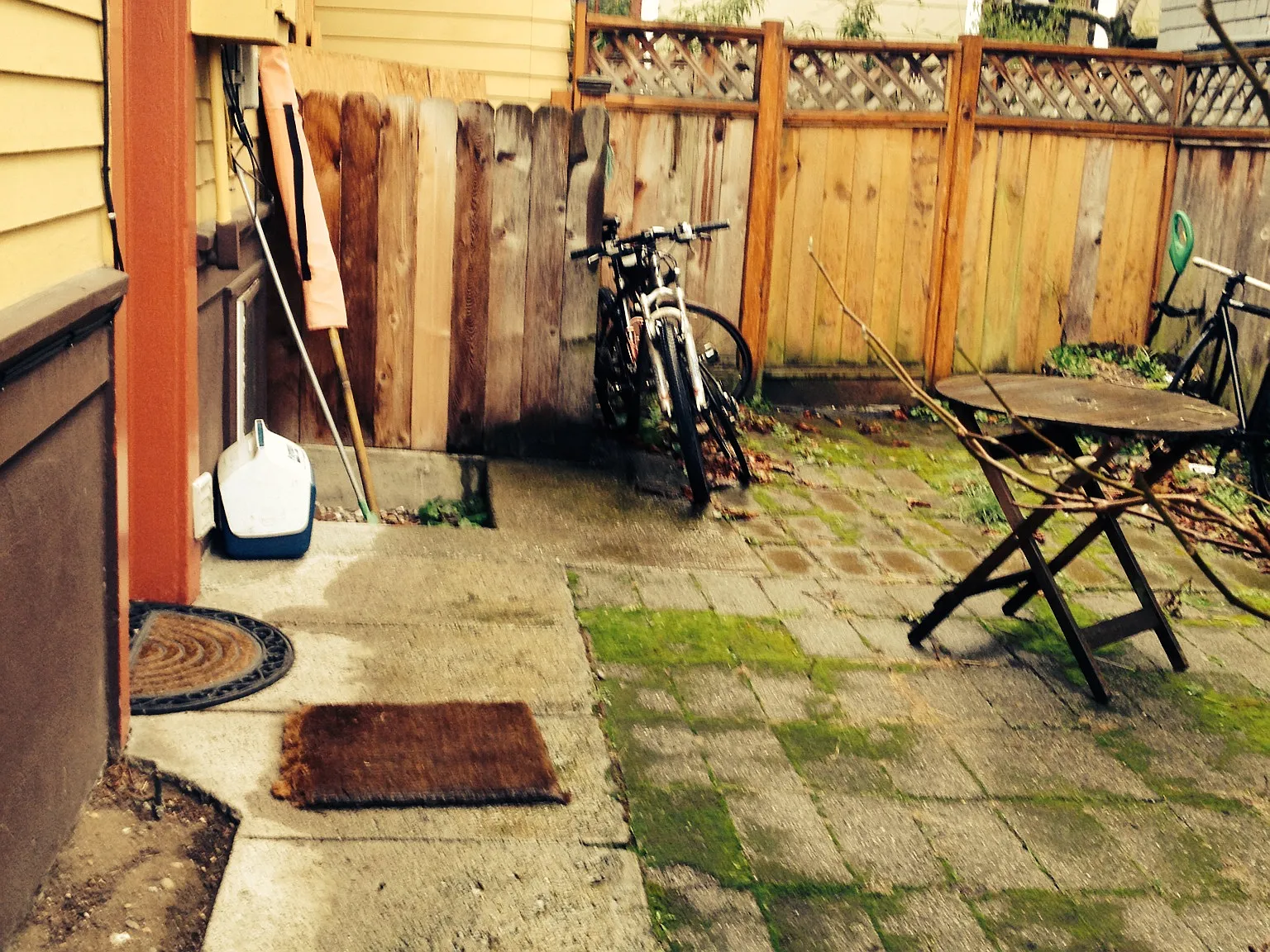 519 W McGraw St — Photo 4