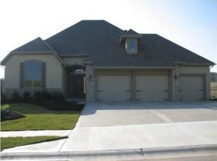 7608 N Granby Ave, Kansas City, MO 64151
