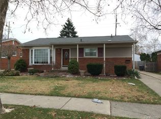 6620 Cronin Dr, Dearborn Heights, MI 48127