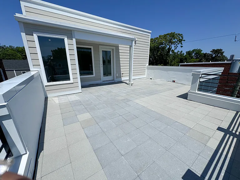 1501 Porter St #B — Photo 12