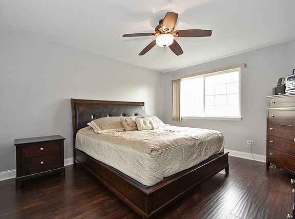 5th image of 18129 Kirby Dr