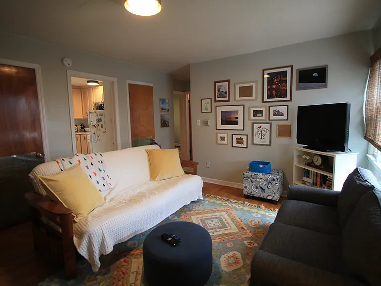 718 E Foster Ave #2 — Photo 12