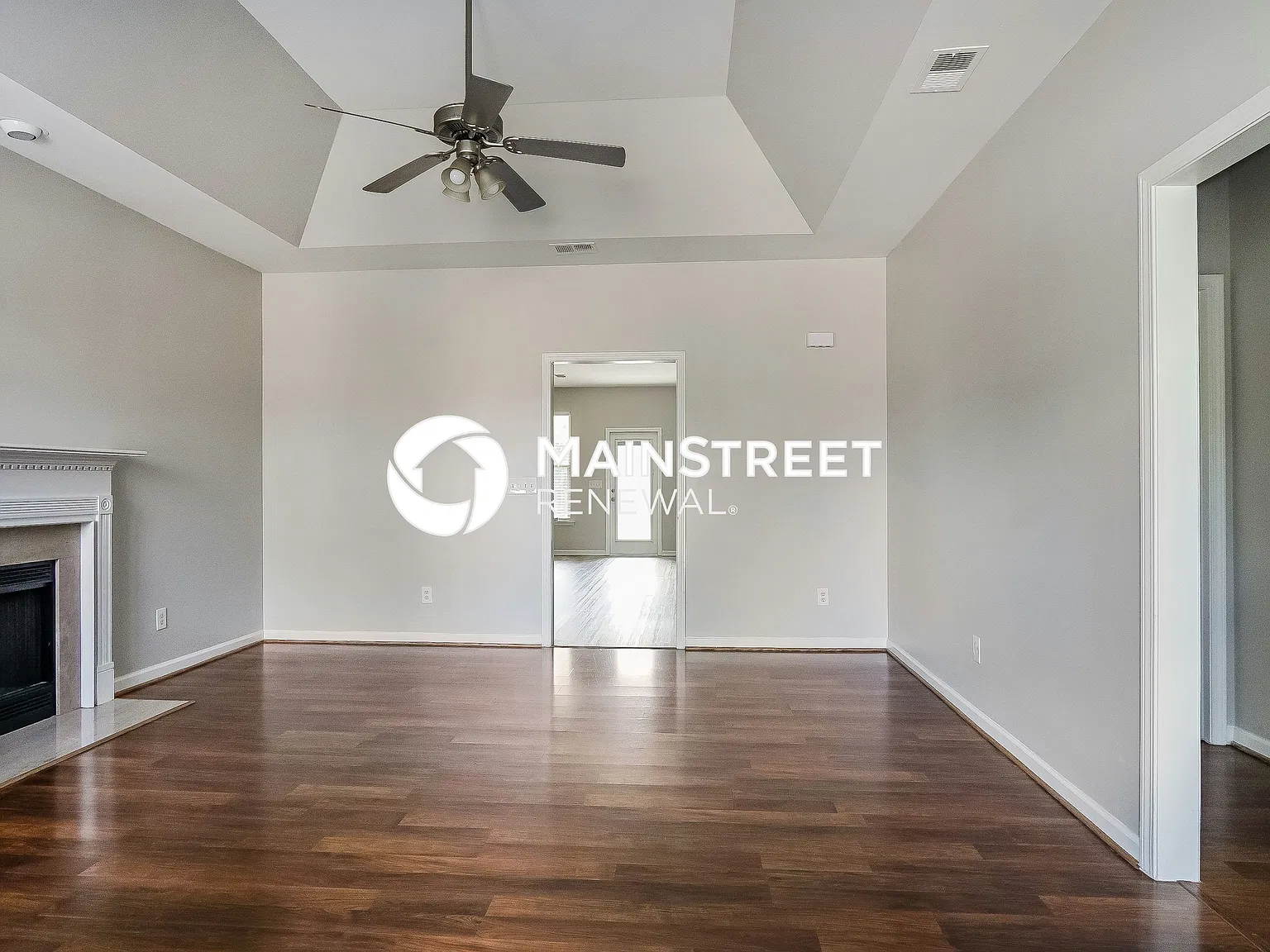 1107 Washington Dr — Photo 3