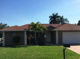 1111 Vinca Ln, Naples, FL 34105