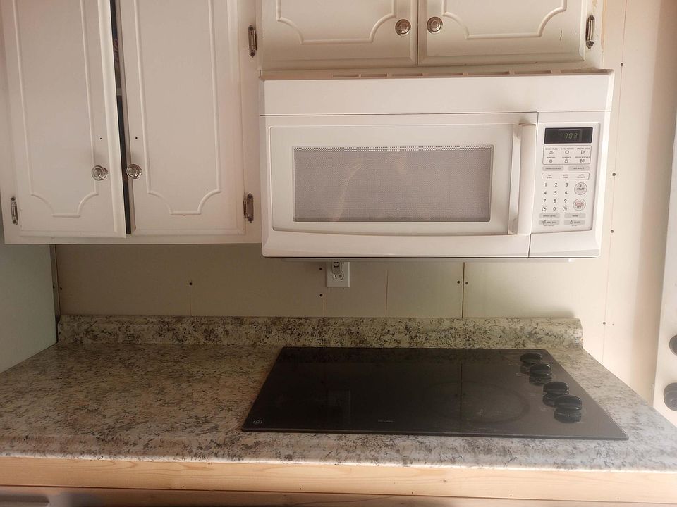 1st image of 705 N Broadway St