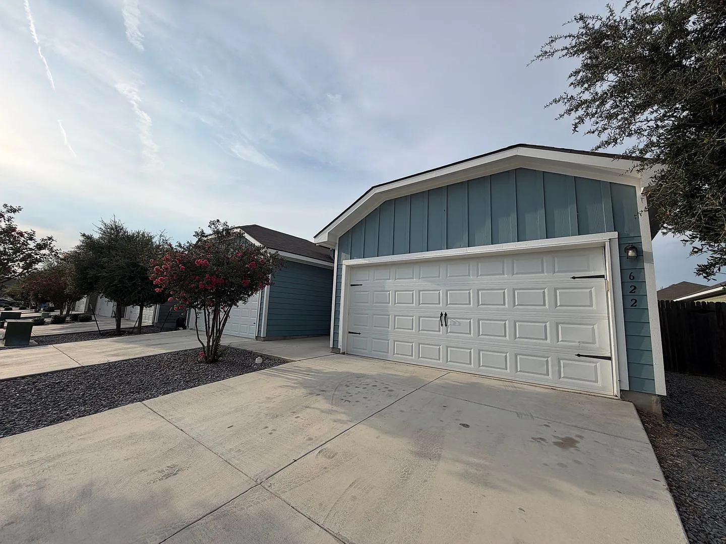 Luxury 3/2 Duplex in Seguin, Texas — Photo 3