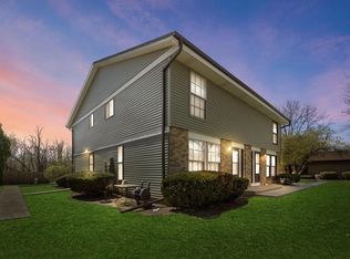 6920 N Raintree Dr UNIT D, Milwaukee, WI 53223