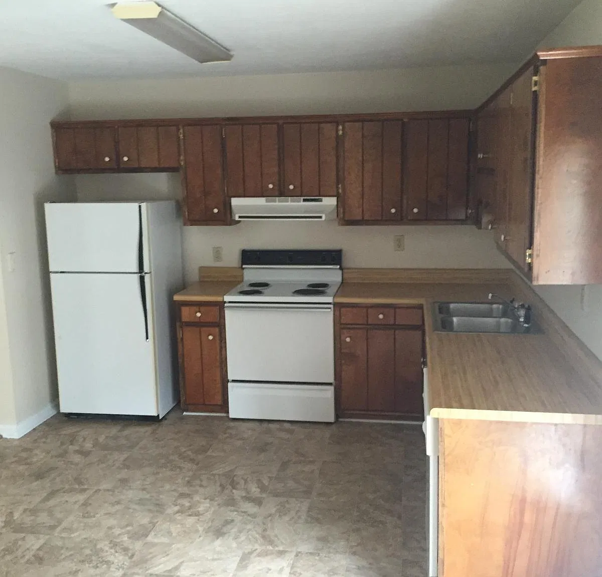 2 bed, 2.5 bath, $1,200 — Photo 3