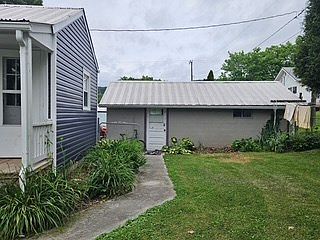 4th image of 782 Pat Ball Rd
