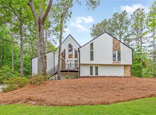 699 Willow Mill Ct, Marietta, GA 30068