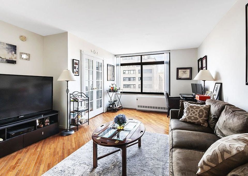1st image of 400 E 70th St APT 1503