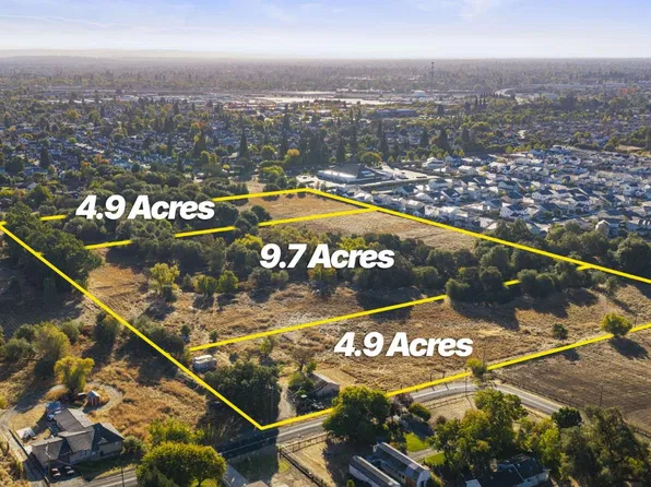 8169 East Dr, Roseville, CA 95747