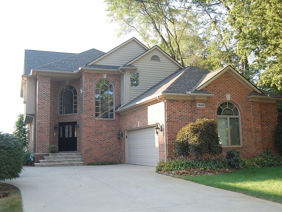 1st image of 7668 Barnsbury Dr
