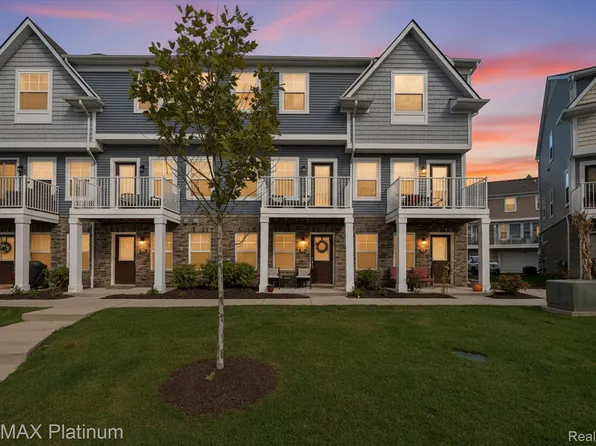 597 Anne Ave, Brighton, MI 48116