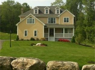 2 Denfield Rd, Charlton, MA 01507