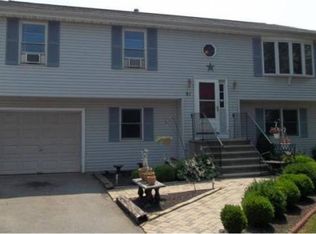 81 Ames St, Fall River, MA 02721