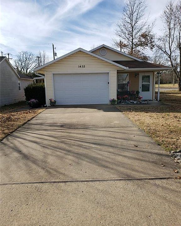 1st image of 1432 S Arkansas St