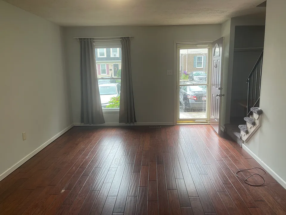 17 Tarland Ct